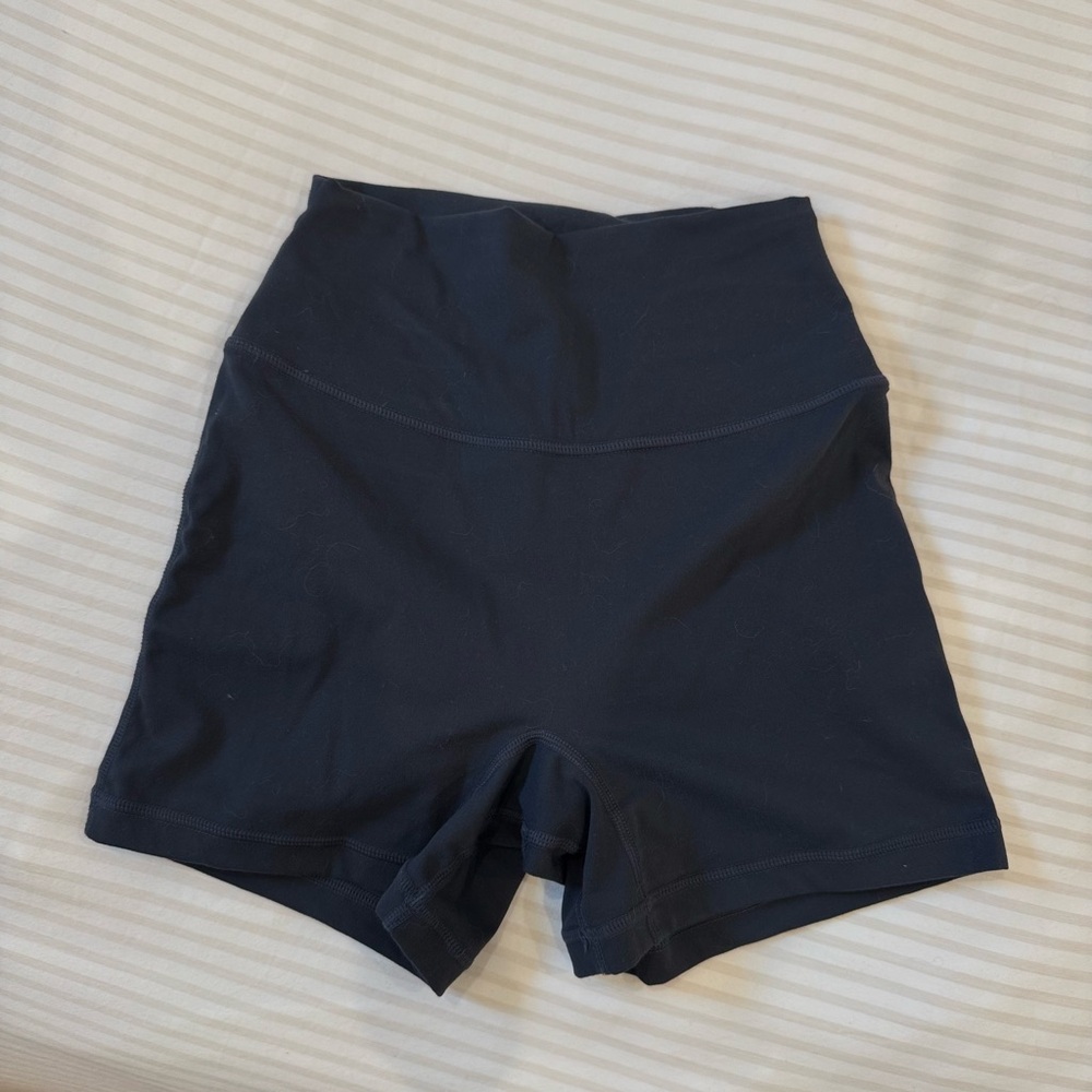 Muscle Republic shorts
